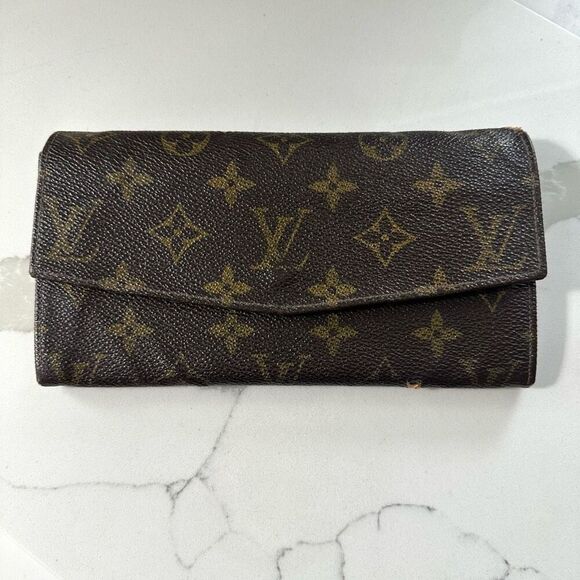 Vintage Louis Vuitton Monogram Sarah Wallet - Picture 1 of 14